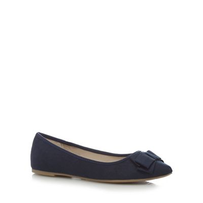 Navy bow flat shoes
